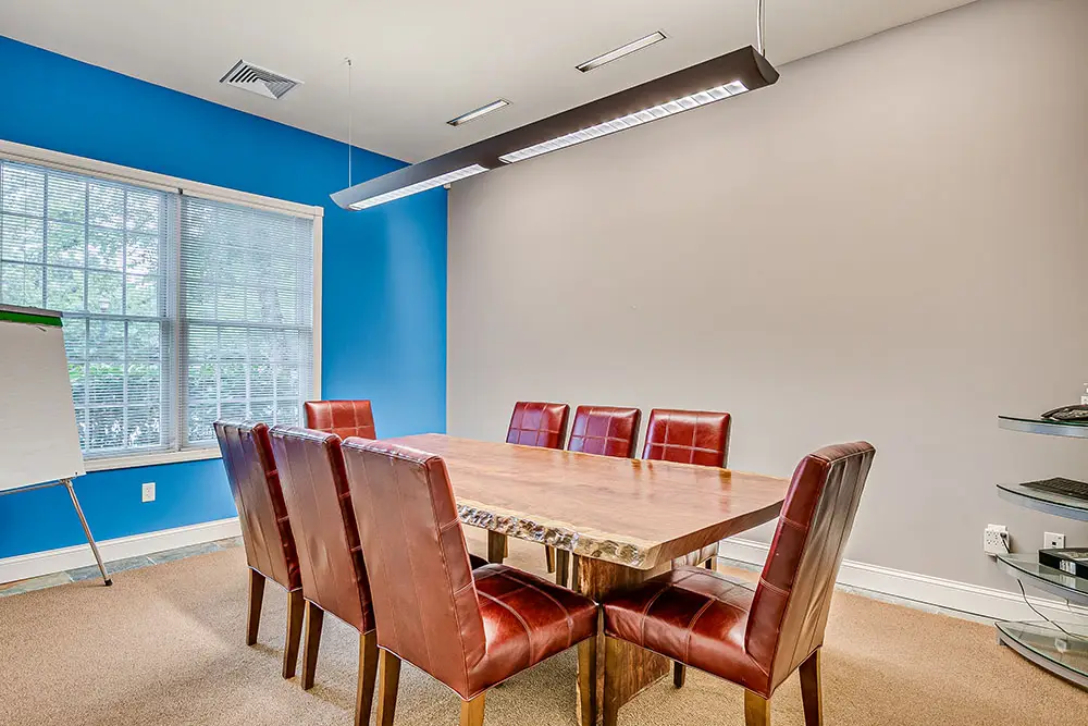 Move-in ready with contemporary decor